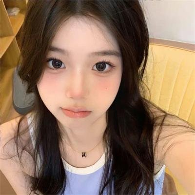 绿野红鸾